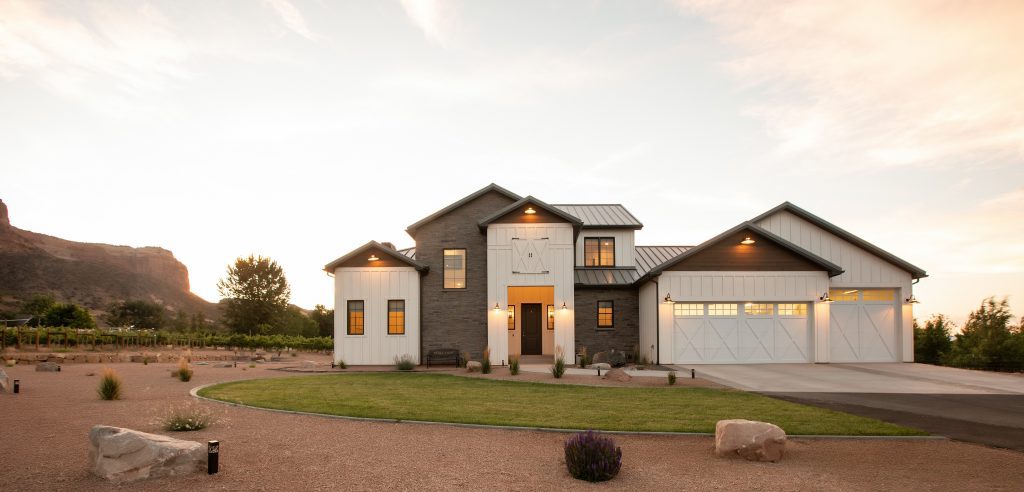 contemporary_farmhouse