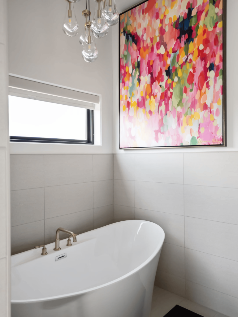 colorful-painting-bathroom_result