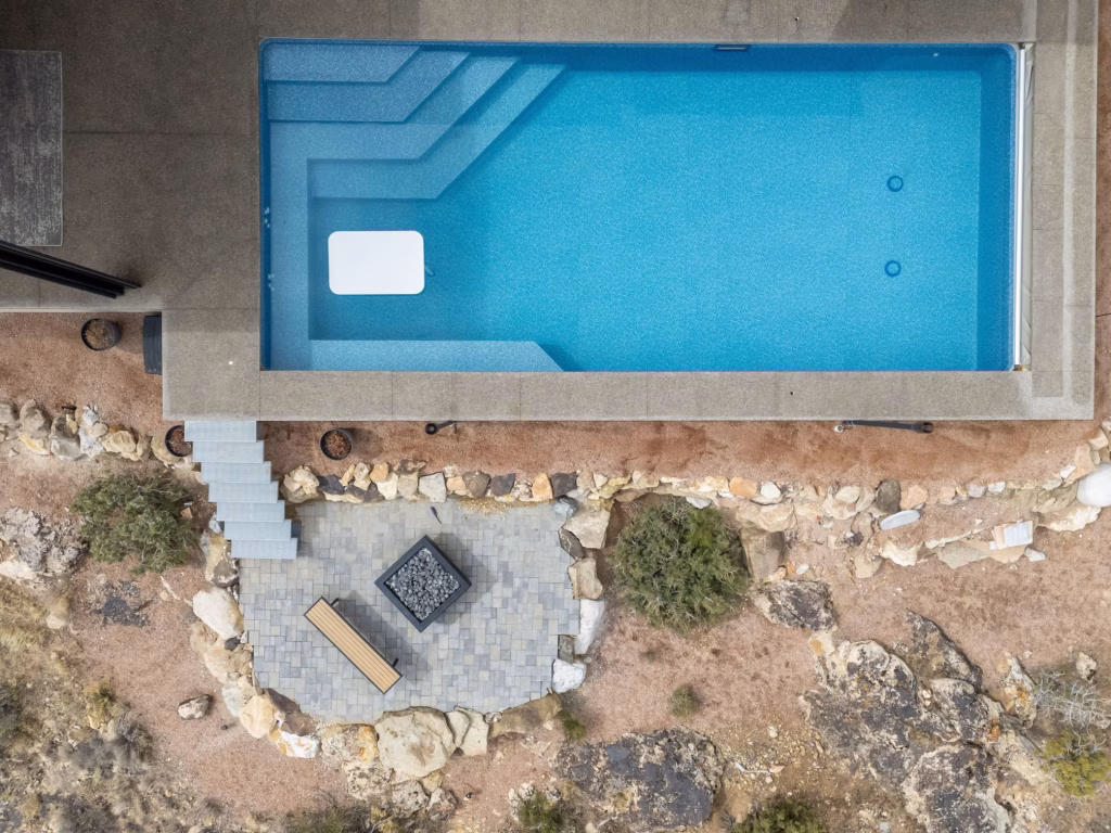 desert-swimming-pool_result