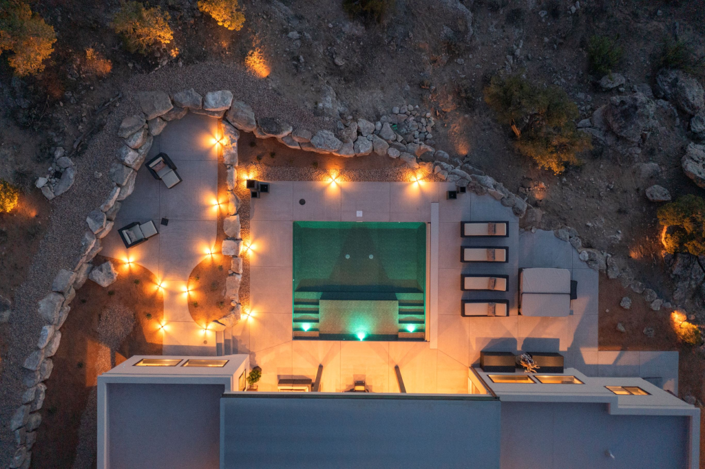 pool-in-desert-drone_result